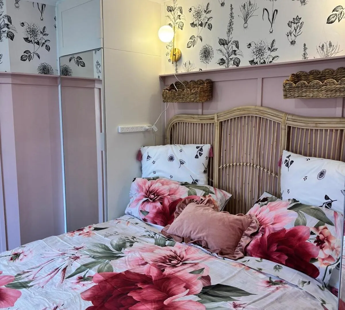 Holiday home Lenlie Farm Villa Howard Australia