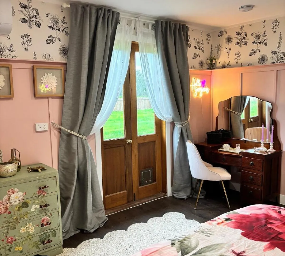 Lenlie Farm Villa Howard 0*,  Australia